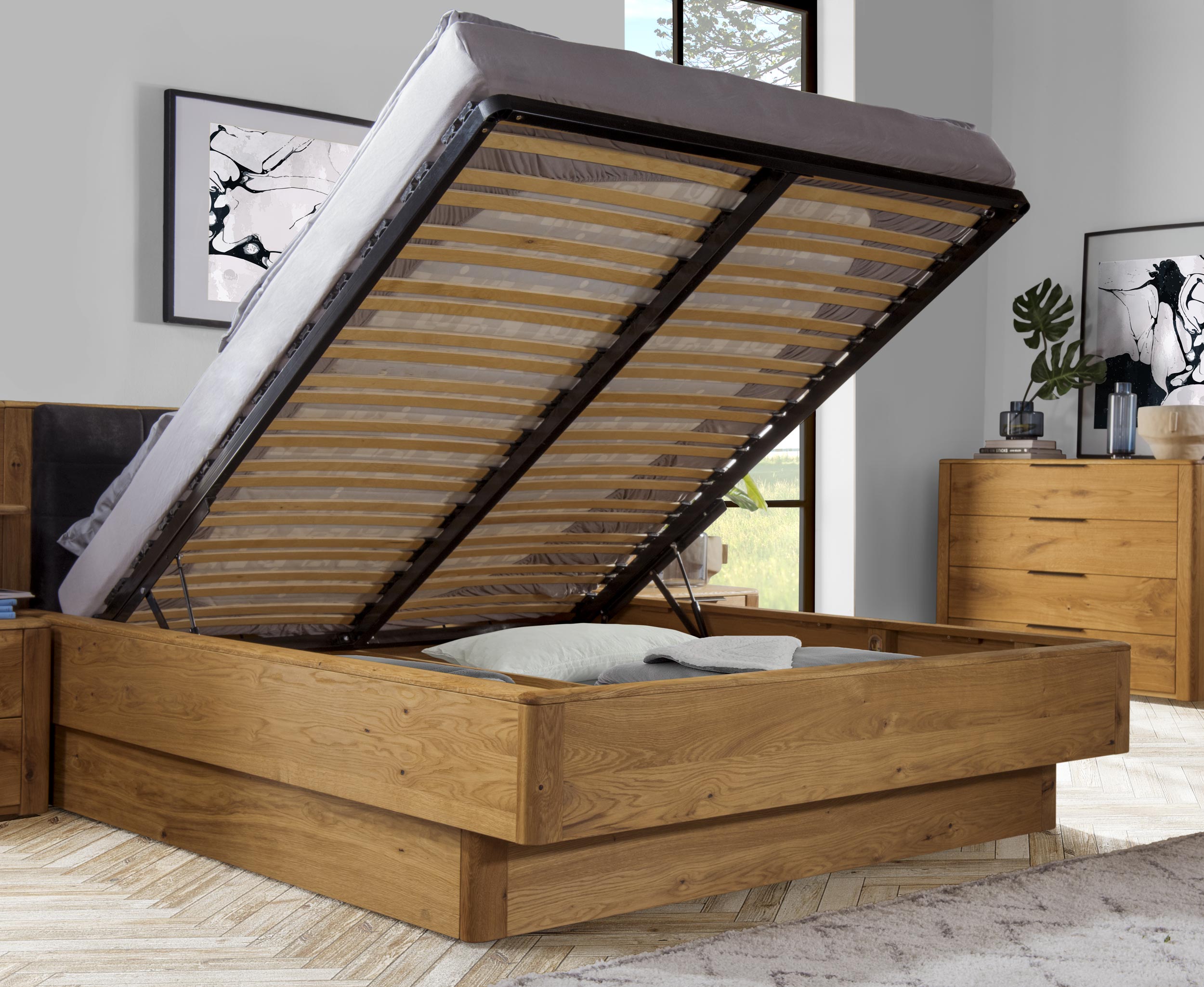 Drewniane łóżko podnoszony stelaż aranżacja MASERI