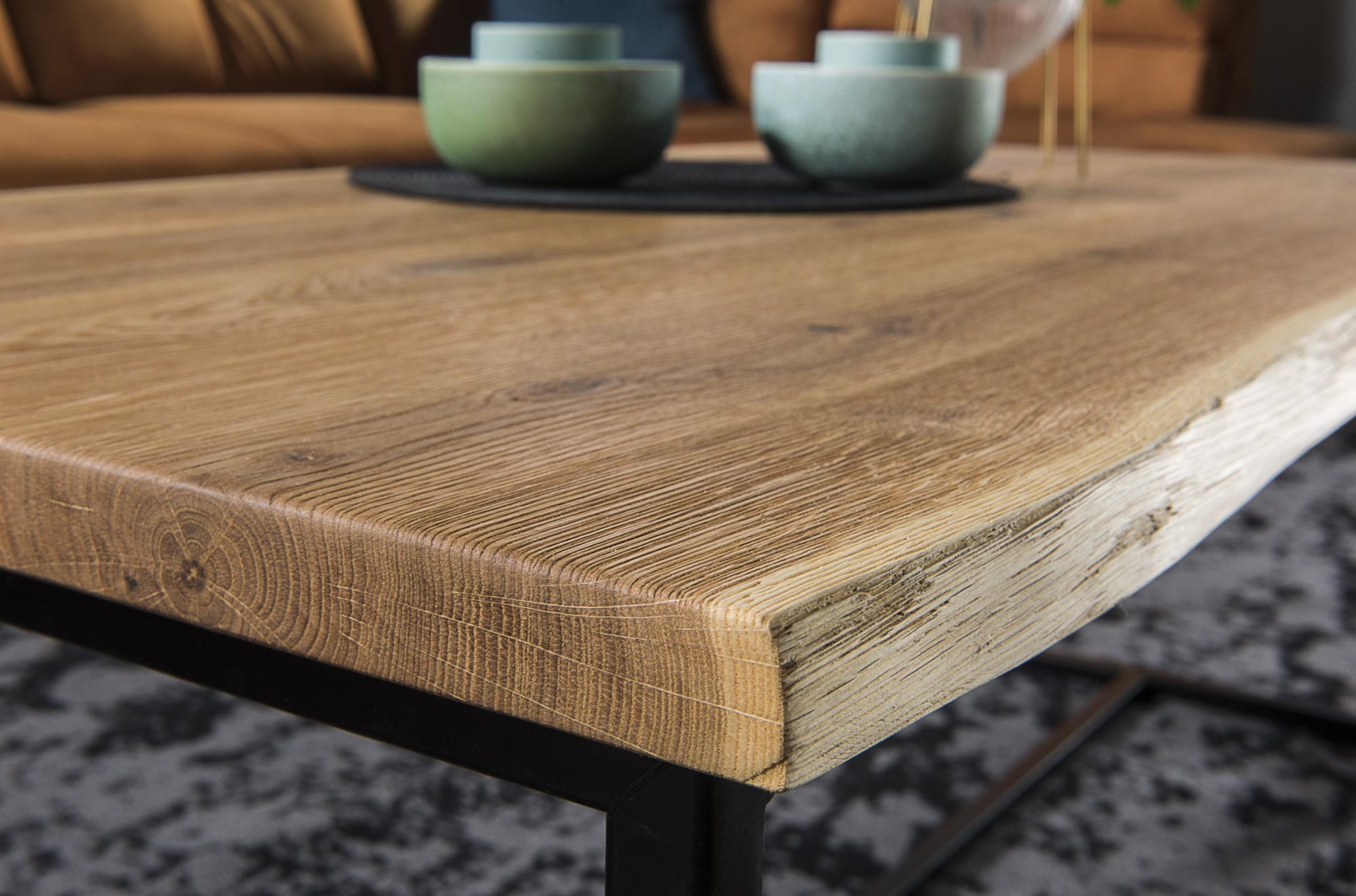 Drewniana ława zbliżenie MASERI