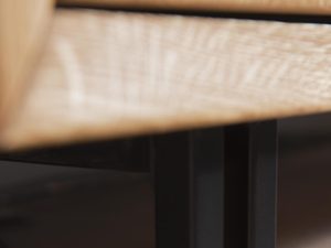 Miniaturka 4 - Szafka z metalowymi nóżkami z drewnem zbliżenie TOLEDO