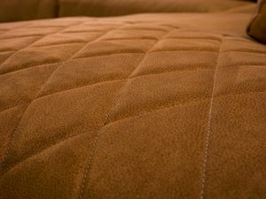 Miniaturka 5 - Narożnik z Zagłówkami i Chromowanymi Nóżkami detale BRUCE