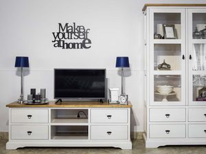 Miniaturka 5 - Szafka RTV i witryna biało - drewniana aranżacja LOGAN