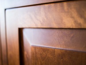 Miniaturka 6 - Wysoka drewniana witryna detale MENDOZ