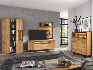 Miniaturka 6 - Nowoczesny salon z drewnianą szafką i zabudową RTV, elegancki salon z meblami drewnianymi.