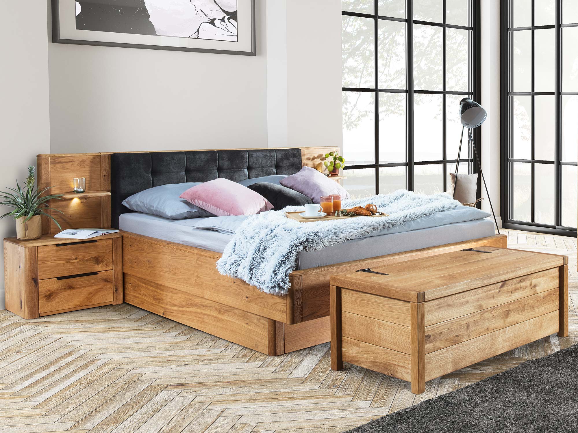 Drewniane łóżko do sypialni czy to dobry pomysł?