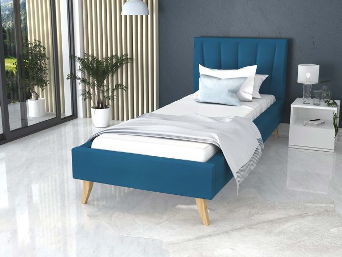 Łóżko na drewnianych nóżkach 90x200 niebieskie BONNIE