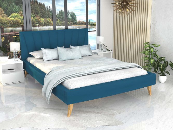 Łóżko na drewnianych nóżkach niebieskie aranżacja BONNIE