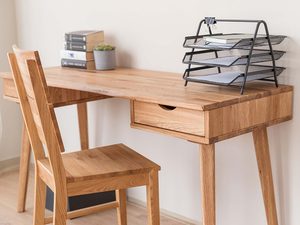 Miniaturka 1 - Drewniana toaletka biurko z szufladami aranżacja zbliżenie JENS