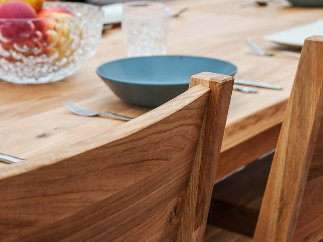 Krzesło drewniane do jadalni stół aranż KARLI