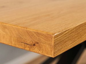 Miniaturka 2 - Industrialny stół dębowy z metalowymi nogami detal