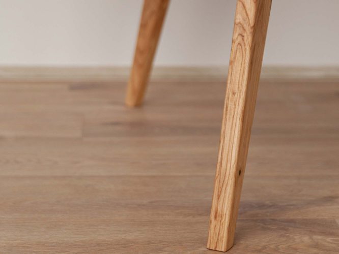 Owalny stolik kawowy z drewna nóżki OLVIR