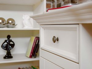 Miniaturka 11 - Białe biurko klasyczne szuflada INGRID