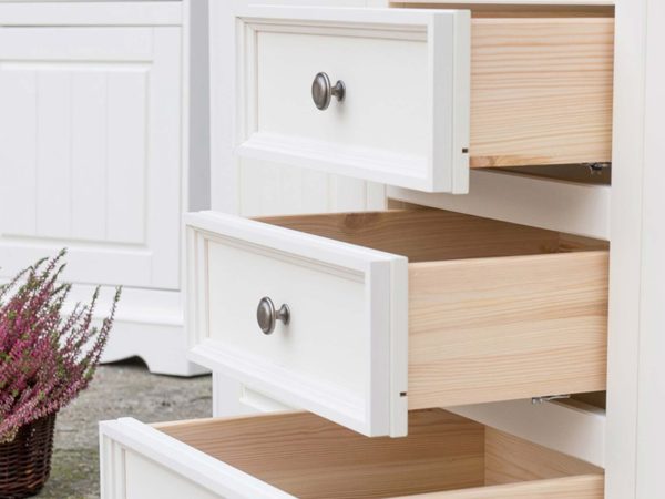 Mała witryna z litego drewna szuflady otwarte INGRID Mała witryna z litego drewna szuflady otwarte INGRID