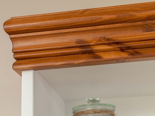 Biały regał biblioteczka biały sosna zbliżenie wieniec ANADI Biały regał biblioteczka biały sosna zbliżenie wieniec ANADI