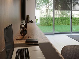 Miniaturka 9 - Biuro domowe z czarnymi reflektorami sufitowymi i kinkietem ściennym