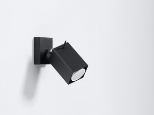 Miniaturka 1 - Reflektor LED w czarnej obudowie z oświetleniem punktowym