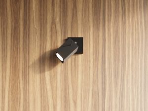 Miniaturka 10 - Nowoczesny kinkiet ścienny w czarnym kolorze na drewnianej ścianie