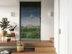 Miniaturka 4 - Nowoczesny biały kinkiet LED przy wejściu z dużym przeszkleniem