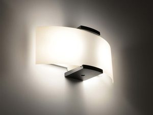 Miniaturka 2 - Ścienny kinkiet LED o wygiętej formie