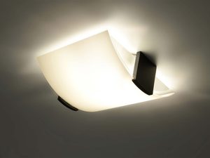 Miniaturka 2 - Kinkiet LED z mlecznobiałym kloszem i czarnym uchwytem