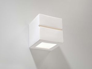 Miniaturka 1 - Biały kinkiet ścienny z delikatnym podświetleniem góra-dół