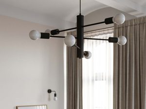 Miniaturka 5 - Kinkiet z czarnym ramieniem i mleczną żarówką – styl nowoczesny