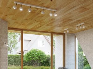 Miniaturka 9 - Nowoczesna biała lampa LED w jasnym salonie z dużym oknem