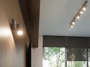 Miniaturka 21 - Biuro z listwą LED sufitową i nowoczesnymi kinkietami