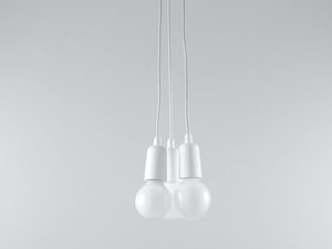 Miniaturka 12 - Lampa LED z trzema białymi przewodami i żarówkami w nowoczesnym wnętrzu