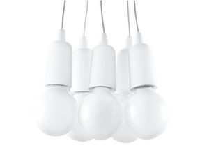 Miniaturka 5 - Zbliżenie na białą lampę z kloszami LED, styl minimalistyczny