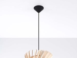 Miniaturka 1 - Oświetlenie z giętych drewnianych listew – dekoracyjna forma