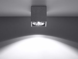 Miniaturka 2 - Betonowa lampa z kwadratową obudową – światło padające punktowo w dół