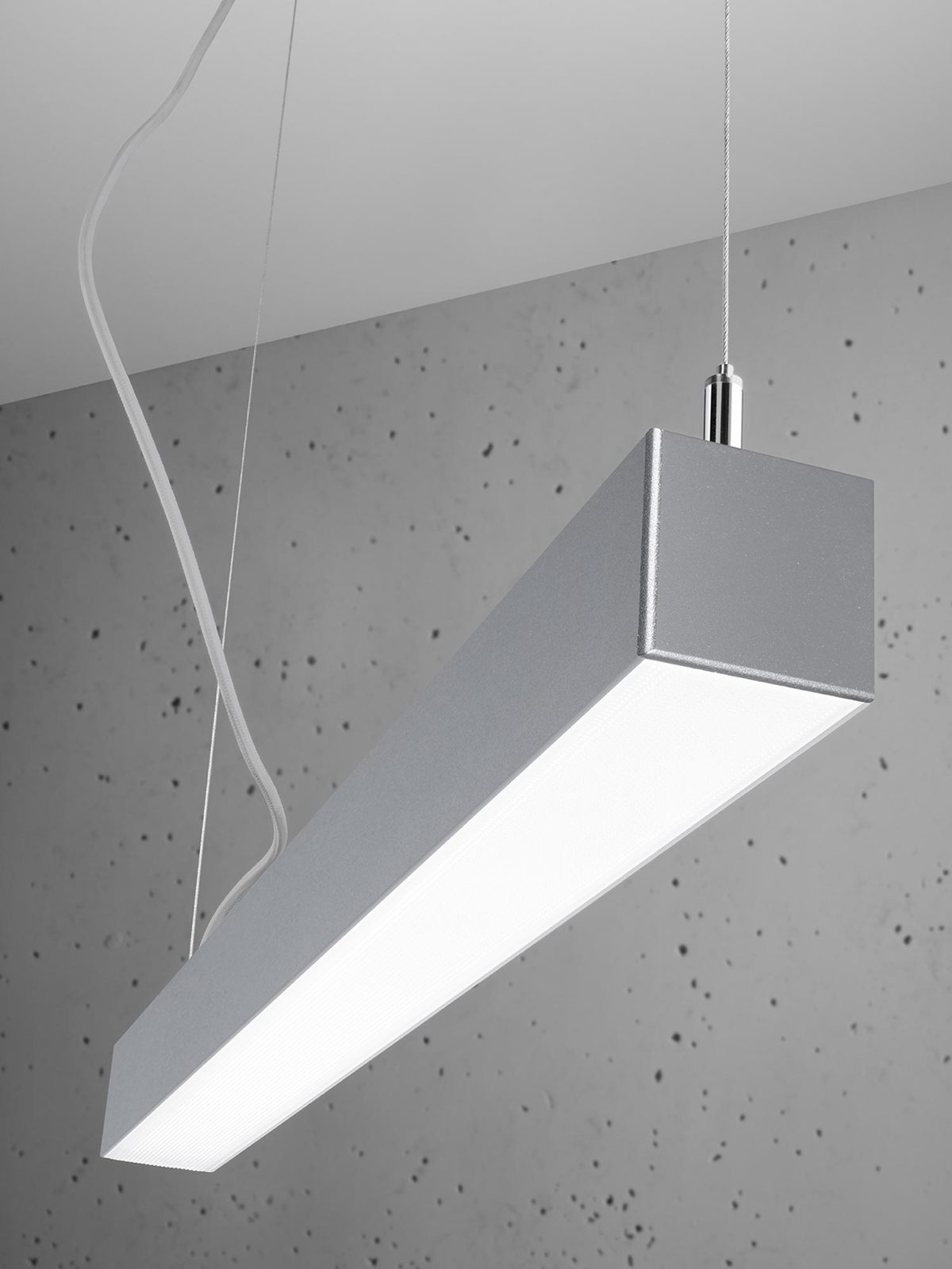 Nowoczesna lampa ścienna LED, srebrny korpus