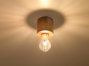 Miniaturka 2 - Drewniana lampa sufitowa z żarówką vintage, widok z boku
