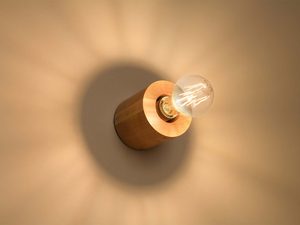 Miniaturka 2 - Rysunek techniczny lampy drewnianej w formie walca z żarówką