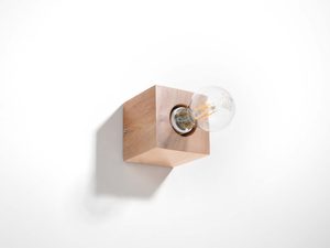 Miniaturka 1 - Nowoczesna lampa LED na drewnianym sześcianie zamontowana na ścianie