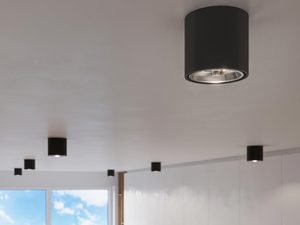 Miniaturka 17 - Salon z czarnymi lampami LED cylindrycznymi przy telewizorze