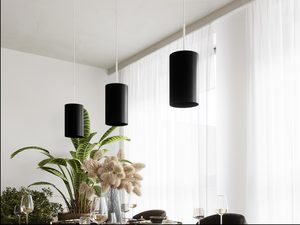 Miniaturka 5 - Designerskie czarne lampy wiszące LED w jasnym salonie