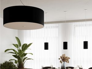 Miniaturka 9 - Salon z czarną lampą LED i roślinnością, styl modern
