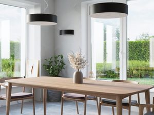 Miniaturka 9 - Jasna jadalnia z dużym stołem i czarną lampą LED