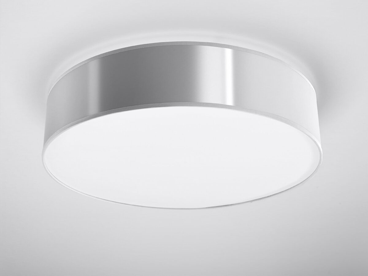 Lampa LED okrągła w kolorze srebrnym z mlecznym kloszem