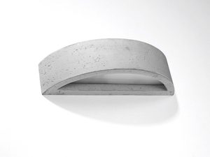 Miniaturka 1 - Surowy kinkiet betonowy z mlecznym dyfuzorem