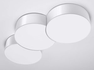 Miniaturka 1 - Biała lampa sufitowa z trzema zaokrąglonymi panelami