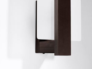 Miniaturka 5 - Plafon ścienny z ciemnobrązowego drewna do nowoczesnego wnętrza