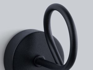 Miniaturka 3 - Czarny kinkiet z dekoracyjnym uchwytem – styl industrialny