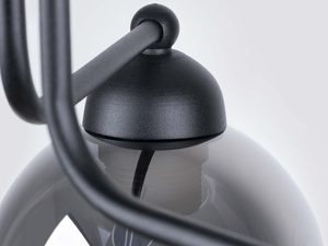 Miniaturka 3 - Żyrandol z kloszami ze szkła dymionego i czarnym stelażem