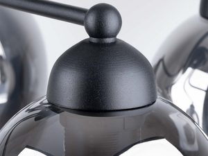 Miniaturka 3 - Zbliżenie na detal górnej części lampy – czarna matowa powierzchnia