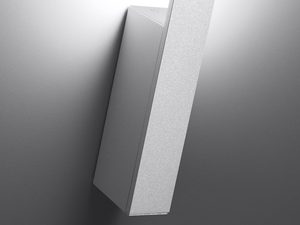 Miniaturka 4 - Zbliżenie na krawędź nowoczesnej lampy LED z aluminium