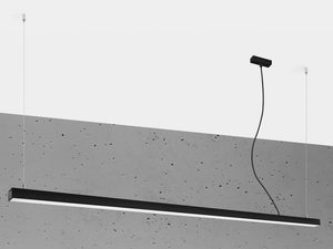 Miniaturka 14 - Lampa czarna LED podwieszana na białym tle technicznym