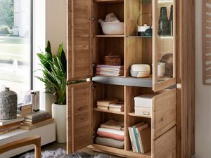 Miniaturka 4 - Otwarta narożna witryna z litego dębu z półkami i szafkami