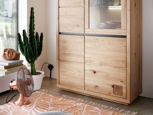 Miniaturka 3 - Drewniana witryna narożna z oświetleniem LED i zamykanymi szafkami